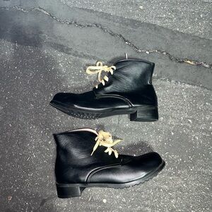 Black Leather Lace-Up Ankle Boots with Contrast Laces